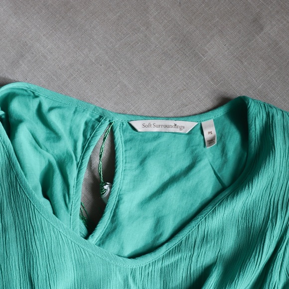 NEW Soft Surroundings Destin Crinkle Pullover Cold Shoulder Tunic Dress Green SP - Picture 7 of 9